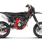 Beta-125-RR-MOTARD-125-R-textslider-1080×648-02