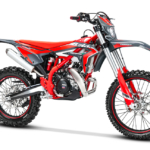 Betamotor-Enduro-XTRAINER-2T-1080×648-02