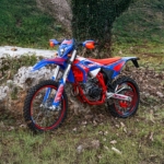 Betamotor-Young-Enduro-125-RR-125-R-4T-cover-1080×1350-1.jpg