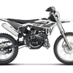 Betamotor-Young-Enduro-50-RR-2T-50-textslider-1080×648-02-1